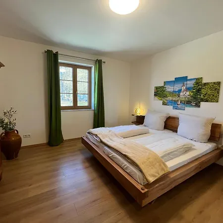 Landhaus Gaestehaus Eicherhof Forstern